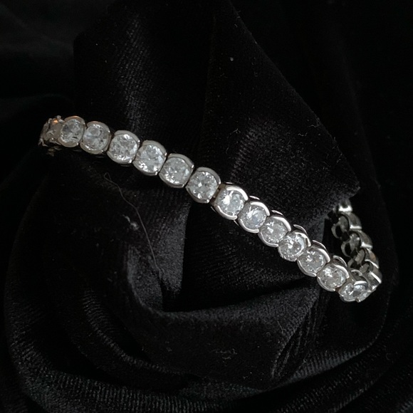 Sterling Silver and Cubic Zirconia Tennis bracelet signed ADI 925 C.Z ❤️ - Picture 1 of 5